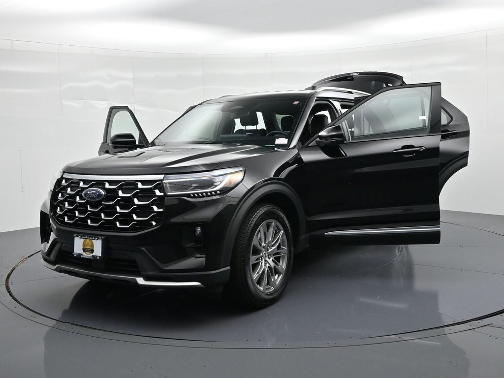 2026 Ford Explorer Platinum 4WD