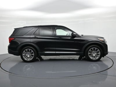 2026 Ford Explorer Platinum 4WD