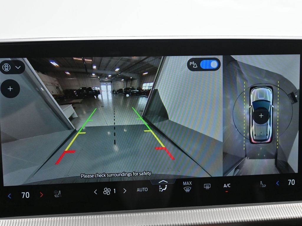 2025 Ford Explorer ST-Line 4WD