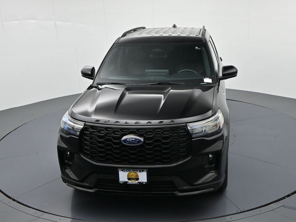 2025 Ford Explorer ST-Line 4WD
