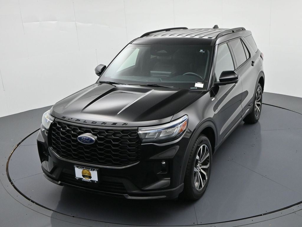 2025 Ford Explorer ST-Line 4WD
