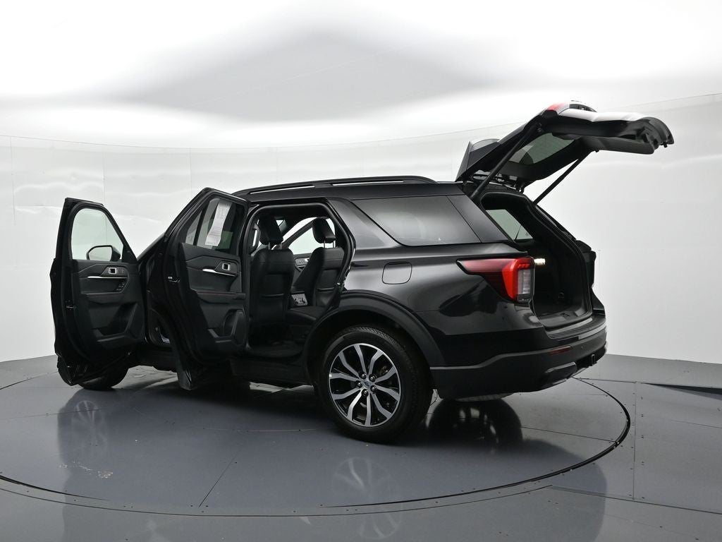 2026 Ford Explorer ST-Line 4WD