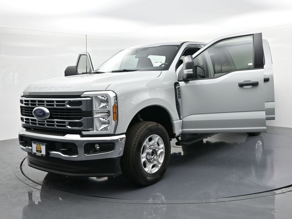 2025 Ford Super Duty F-250 SRW XLT