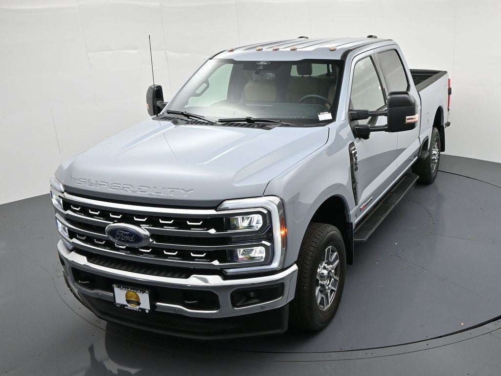 2026 Ford Super Duty F-350 SRW Lariat