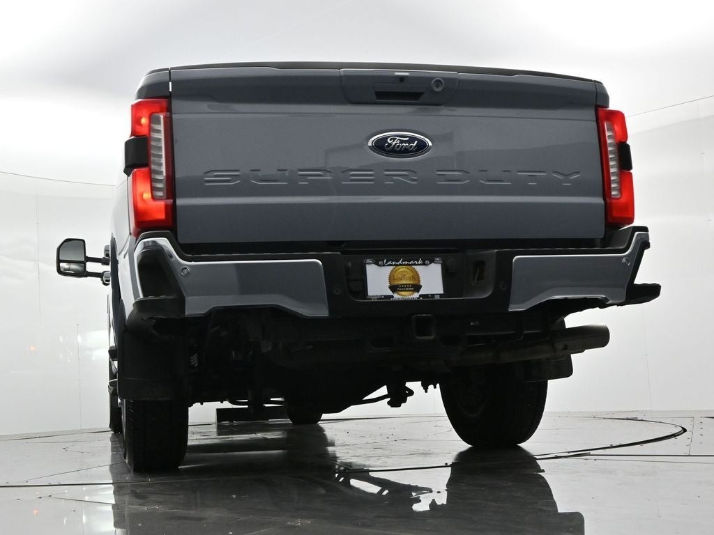 2026 Ford Super Duty F-350 SRW Lariat