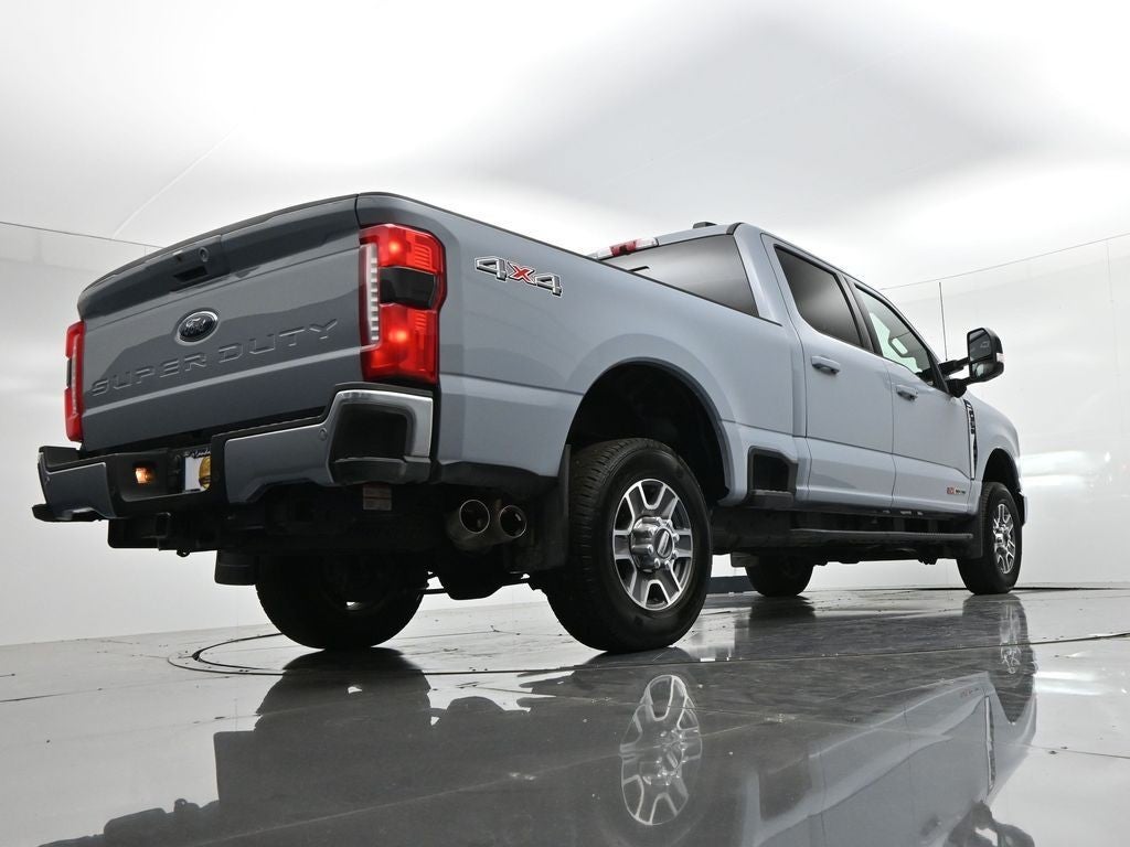 2026 Ford Super Duty F-350 SRW Lariat