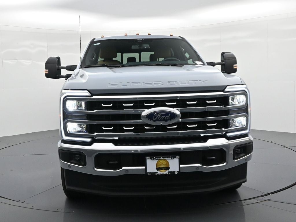2026 Ford Super Duty F-350 SRW Lariat