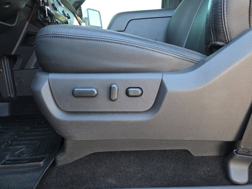 2015 Ford Super Duty F-350 SRW Platinum