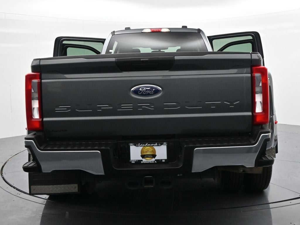 2025 Ford Super Duty F-350 DRW XLT