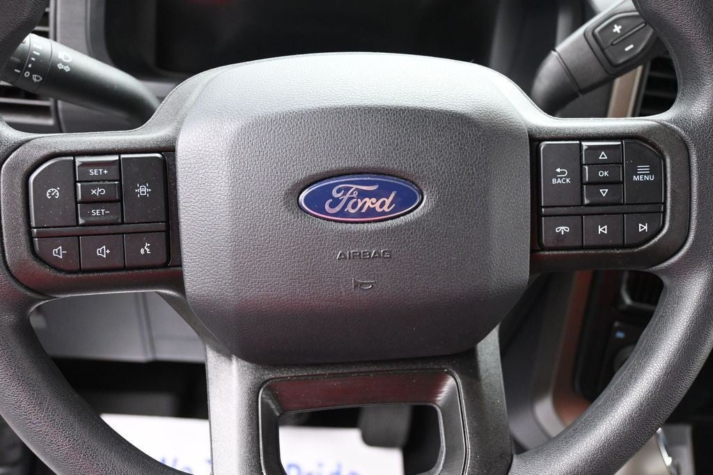 2025 Ford F-150 STX 4WD SuperCrew 5.5' Box