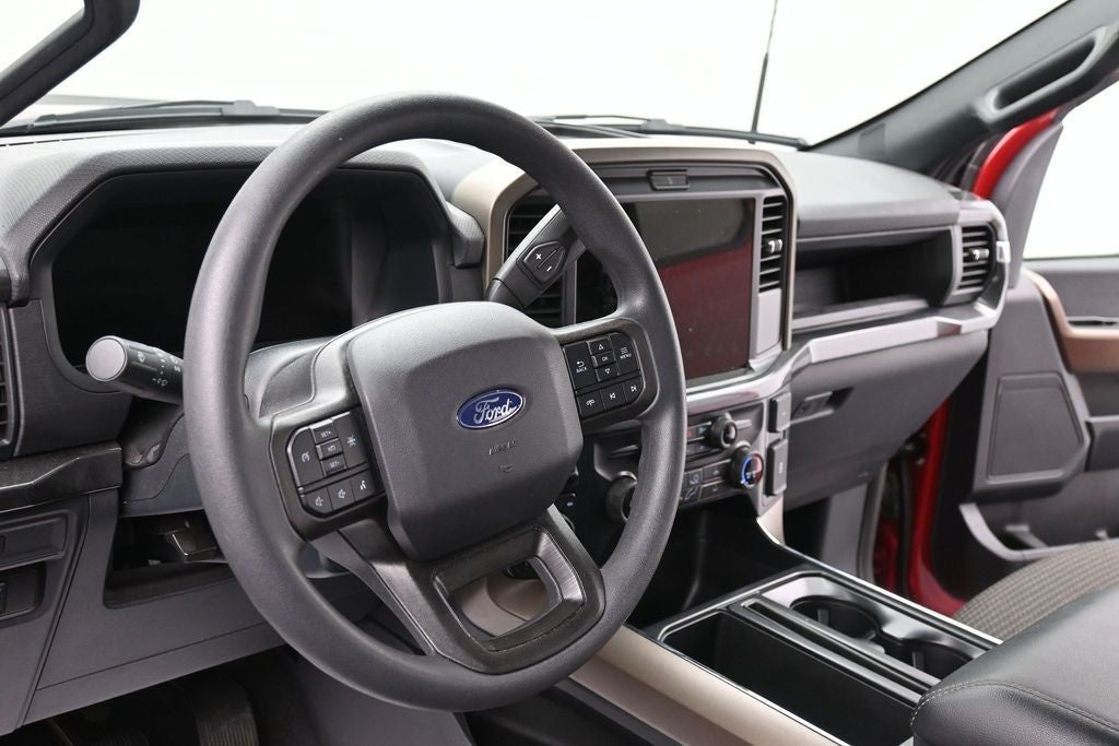 2025 Ford F-150 STX 4WD SuperCrew 5.5' Box