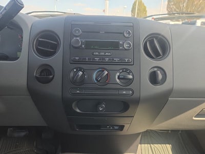 2004 Ford F-150 XL