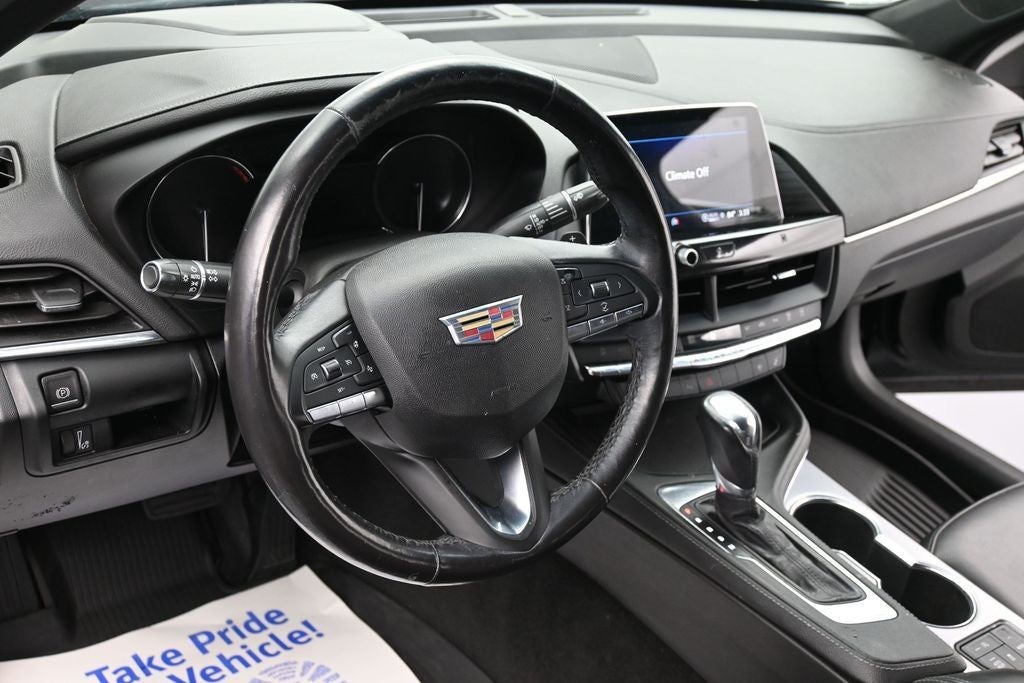 2021 Cadillac CT4 4dr Sdn Premium Luxury