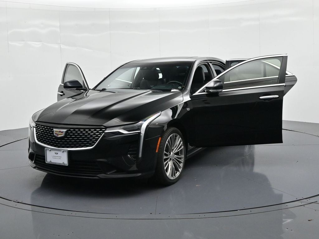 2021 Cadillac CT4 4dr Sdn Premium Luxury