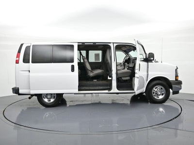 2018 Chevrolet Express Passenger RWD 3500 135" LT