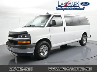 2018 Chevrolet Express Passenger RWD 3500 135" LT