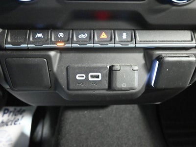 2022 Chevrolet Silverado 1500 4WD Crew Cab 147" Custom
