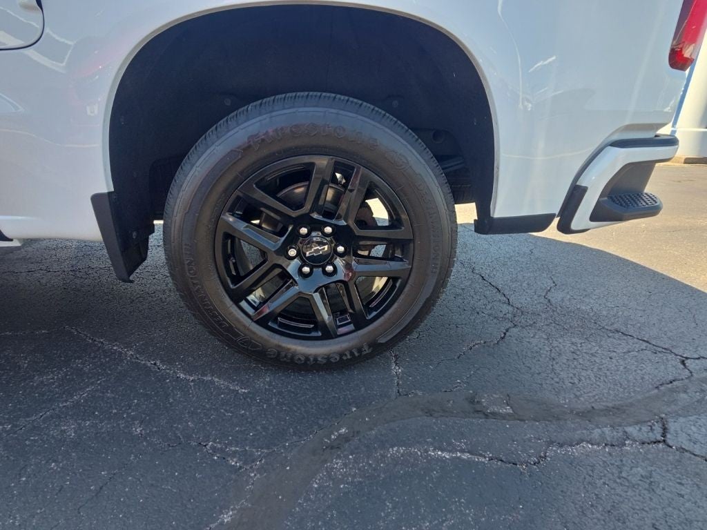 2023 Chevrolet Silverado 1500 4WD Custom Crew Cab