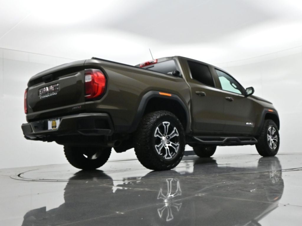 2024 GMC Canyon 4WD Crew Cab AT4