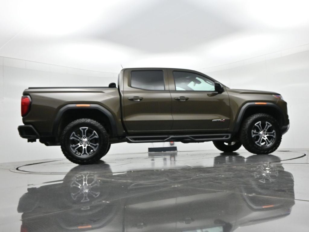 2024 GMC Canyon 4WD Crew Cab AT4
