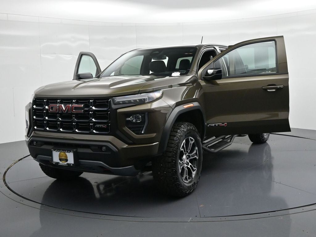 2024 GMC Canyon 4WD Crew Cab AT4