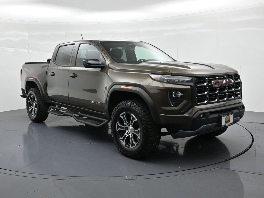2024 GMC Canyon 4WD Crew Cab AT4
