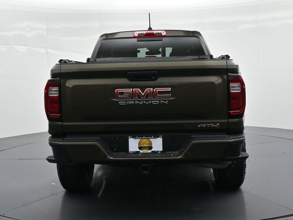 2024 GMC Canyon 4WD Crew Cab AT4