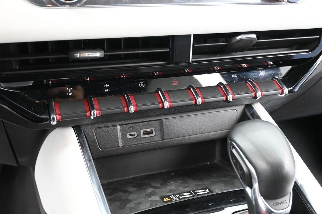 2024 GMC Canyon 4WD Crew Cab AT4X