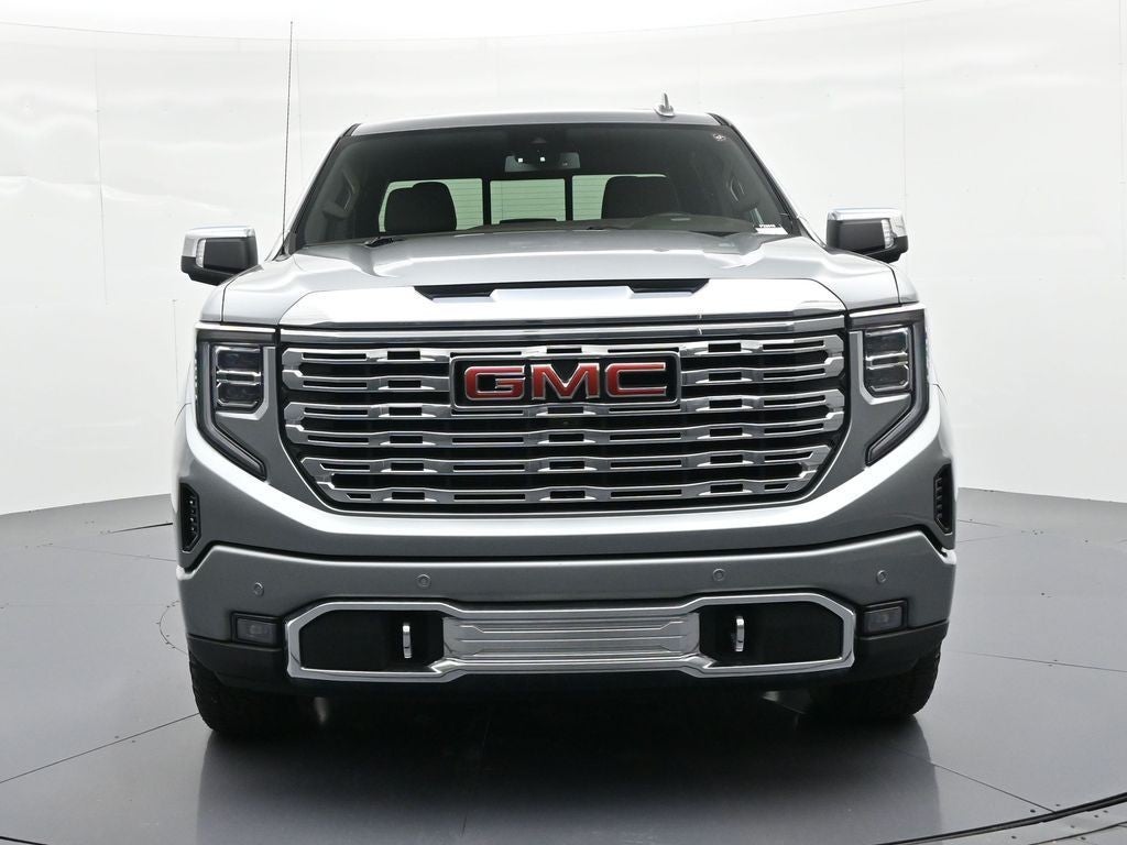 2023 GMC Sierra 1500 4WD Crew Cab 147" Denali