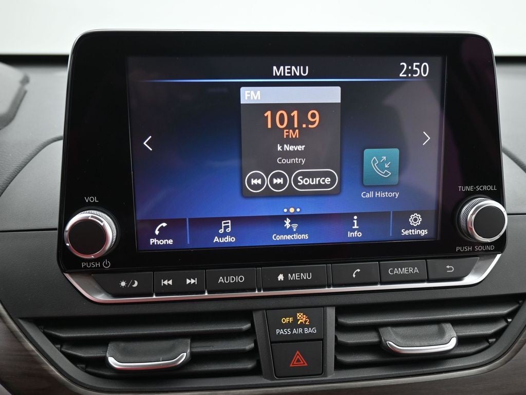 2024 Nissan Altima 2.5 SV Sedan