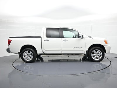2012 Nissan Titan 4WD Crew Cab SWB SL