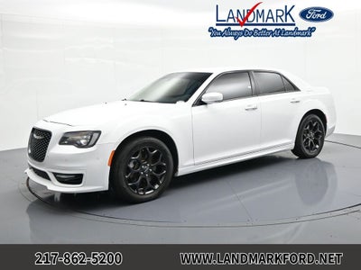 2022 Chrysler 300 Touring