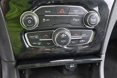 2022 Chrysler 300 Touring