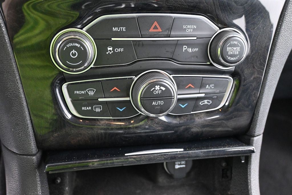 2022 Chrysler 300 Touring