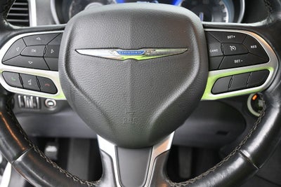 2022 Chrysler 300 Touring
