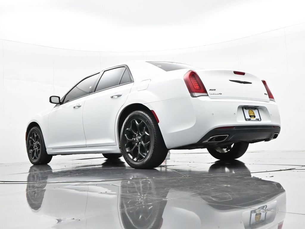 2022 Chrysler 300 Touring