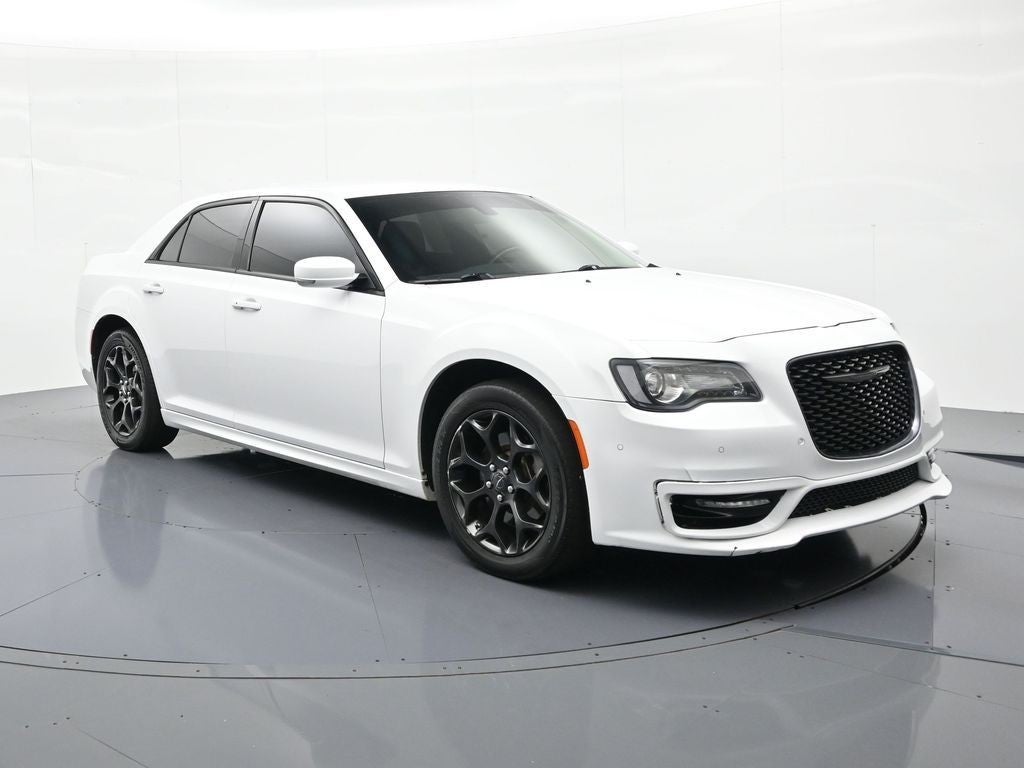 2022 Chrysler 300 Touring