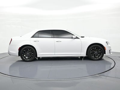 2022 Chrysler 300 Touring