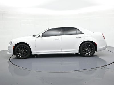 2022 Chrysler 300 Touring