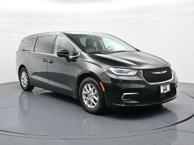 2023 Chrysler Pacifica Touring L FWD