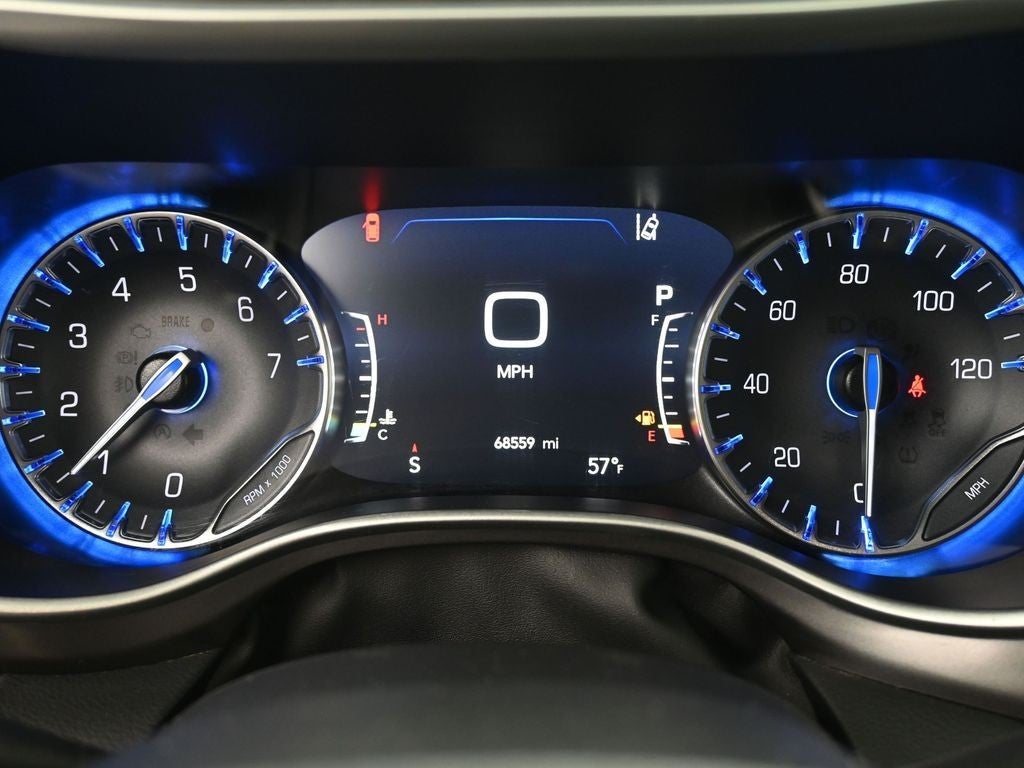 2023 Chrysler Pacifica Touring L FWD