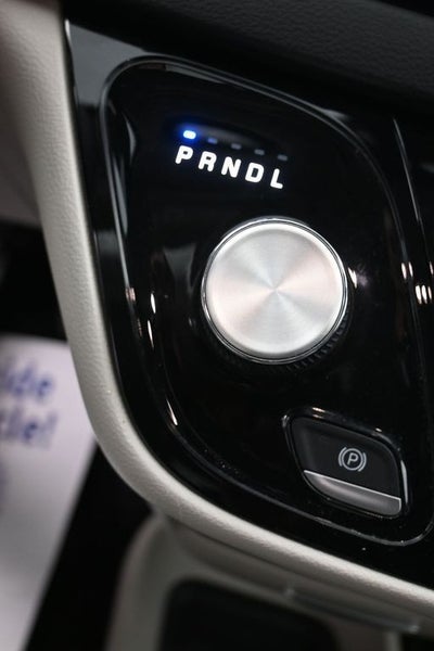 2023 Chrysler Pacifica Touring L FWD