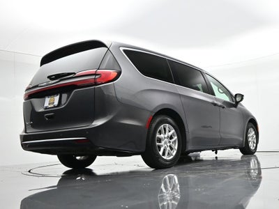 2023 Chrysler Pacifica Touring L FWD