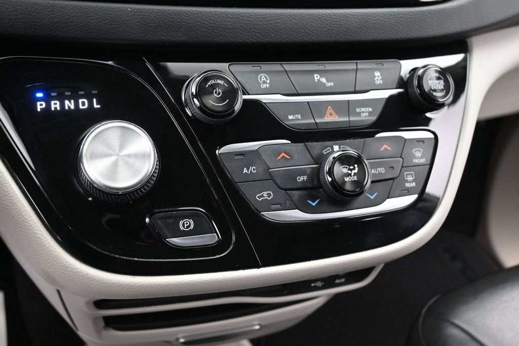 2018 Chrysler Pacifica Touring L FWD