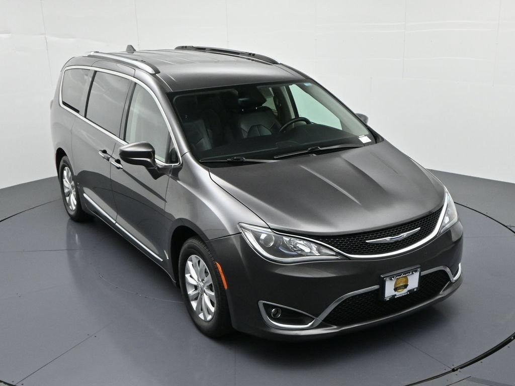 2018 Chrysler Pacifica Touring L FWD