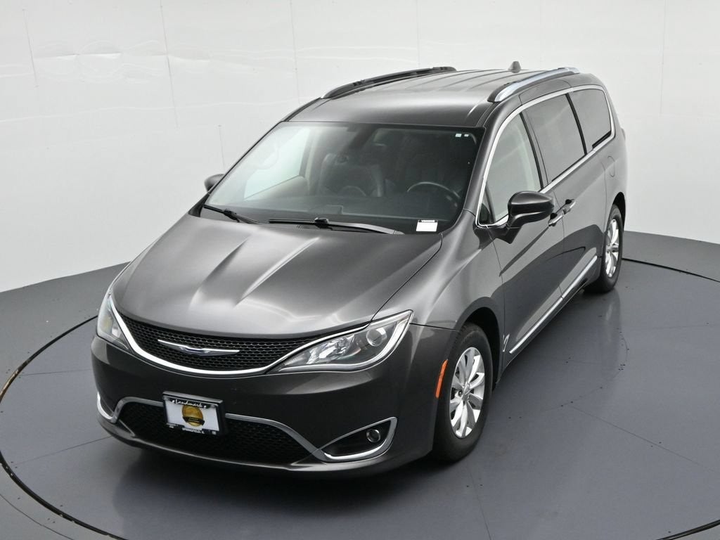 2018 Chrysler Pacifica Touring L FWD