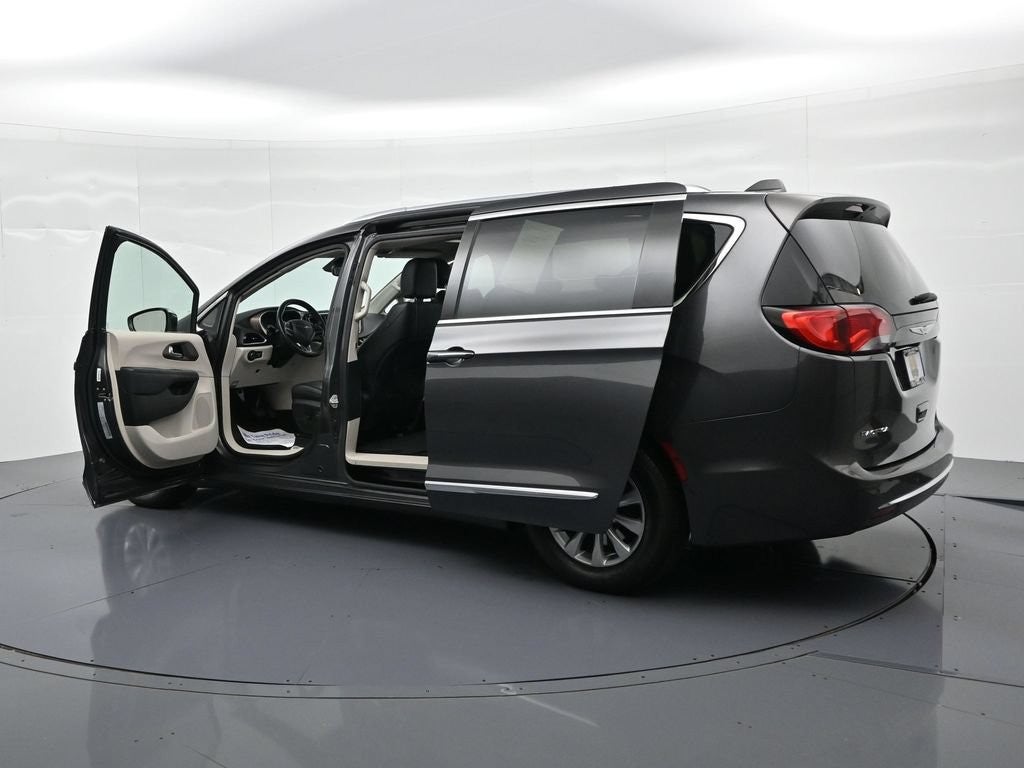 2018 Chrysler Pacifica Touring L FWD