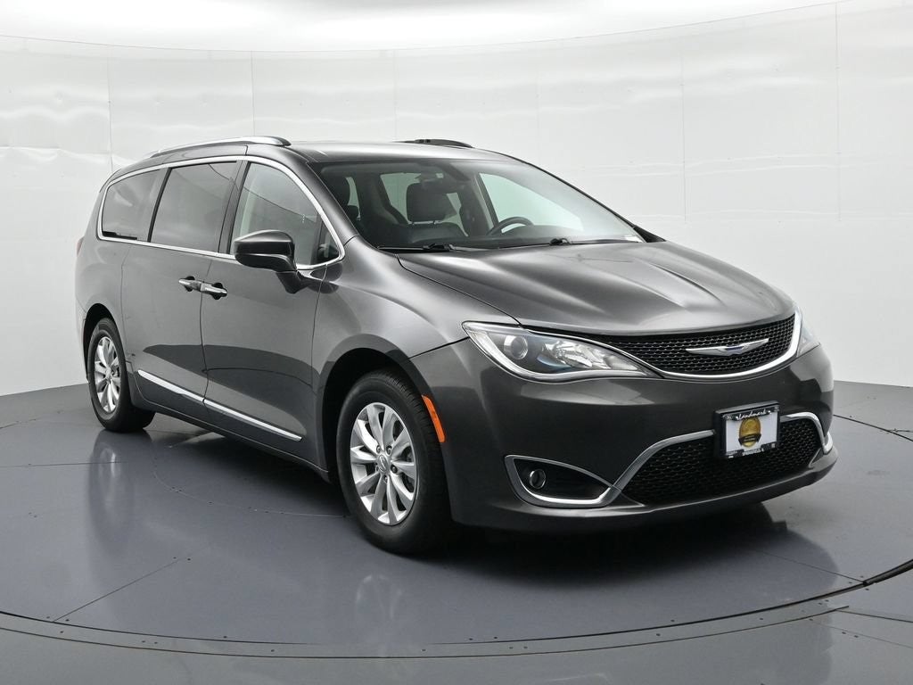 2018 Chrysler Pacifica Touring L FWD