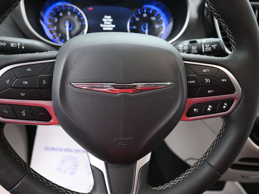2024 Chrysler Pacifica Touring L FWD