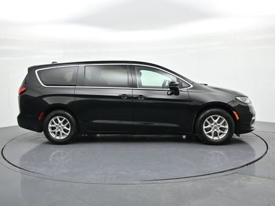 2024 Chrysler Pacifica Touring L FWD